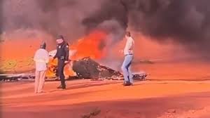 Avião de pequeno porte cai, pega fogo e piloto morre em Mogi Mirim
