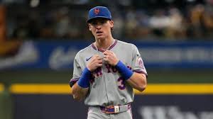 How Carson Benge's background as a pitcher strengthens his skills in the Mets' outfield