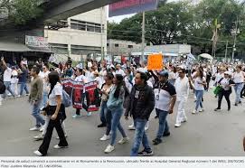 Médicos y trabajadores IMSS exigen aumento salarial en Morelos