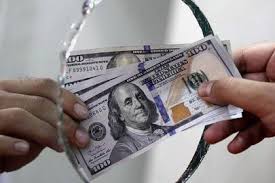 New Currency Record: Dollar Hits 220,000 Tomans in Tehran
