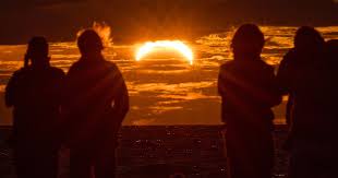 Europa observa primeiro eclipse solar total do século 21
