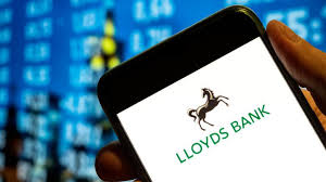 Lloyds Banking App Glitch Exposes Customer Transactions – What You Need to Know
