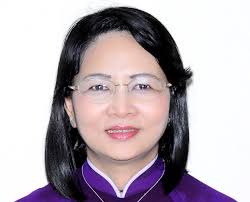 Bà Đặng Thị Ngọc Thịnh - Ủy viên Trung ương Đảng, Bí thư tỉnh ủy Vĩnh Long đã phải nhập viện cấp cứu khi đang chủ trì cuộc họp. - 1