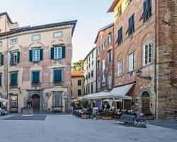 Image of Puccini's birthplace in Lucca