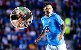 Con Toro Fernández a la cabeza, las figuras de Cruz Azul que presenciaron 
la Fórmula 1