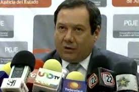 CONFERENCIA El procurador de Coahuila, Homero Ramos, dio detalles sobre la muerte y hurto de un hombre identificado como Heriberto Lazcano Lazcano, ... - nota_procurador_lazca_narco_091012