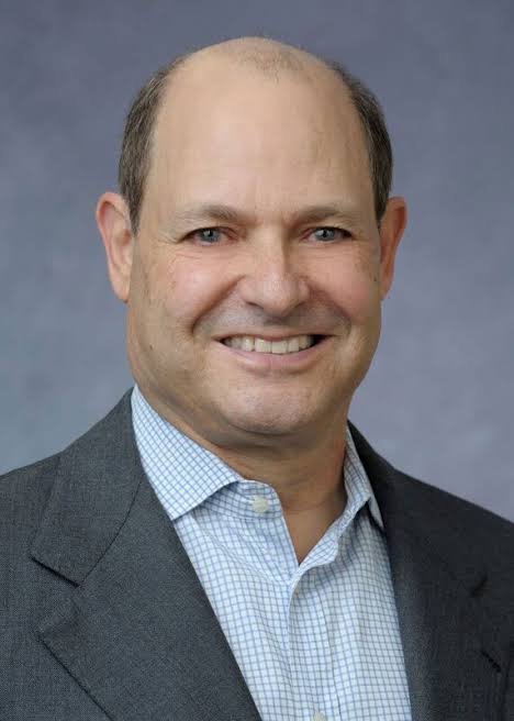 1969 alumnus’ journey to CEO of Synergy
Pharmaceuticals, FDA-approved drug  TRULANCE starts with UMSL chemistry degree