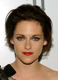 More Angles of Kristen Stewart Loose Bun - Kristen%2BStewart%2BUpdos%2BLoose%2BBun%2BvFgVz9lxIjJl