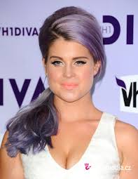 Resultado de imagem para kelly osbourne