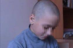 COM, RUSIA – Orangtua mana pun pasti akan mengurut dada mengetahui petualangan bocah ingusan asal Georgievsk, Rusia. Dia sudah berani merampok, mencuri, ... - kid-pelacuran
