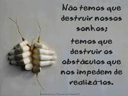Resultado de imagem para frase sobre destruir sua vida