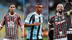 Ronaldinho, Douglas Costa e Felipe Melo: relembre 7 jogadores que vestiram as camisas do Fluminense e Grêmio