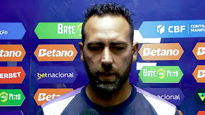 Auxiliar de Anselmi vê ‘grande oportunidade’ para Botafogo contra o Palmeiras: ‘Esperamos jogar de igual para igual’