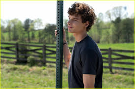 Romance Teen! Mason Thames e Mckenna Grace Juntos em Novo Filme!