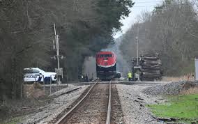 Tragic Train-Vehicle Crash Claims Lives of Woman and Child in Mobile, Alabama