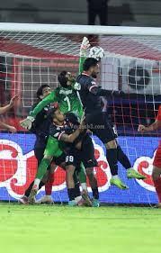 :::Noandish.com::: گل پرسپولیس به تراکتور خطا بود
