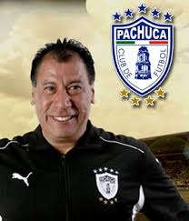 Ramón Estrella Salazar, masajista del Club Pachuca, fue asesinado esta tarde en la ciudad de Pachuca. Ramón Estrella. Salazar acudió a un restaurante de ... - ramon-estrella-300x350