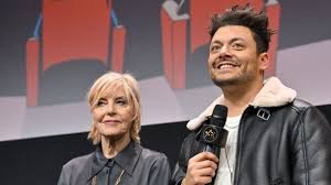 Chantal Ladesou se livre sur sa relation fusionnelle avec Kev Adams : "Je pense qu’il est très amoureux de moi !"