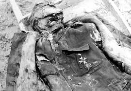 Résultat de recherche d'images pour "nazi mass grave"