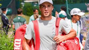 Wimbledon fans set to sound foghorn for last remaining Brit Arthur Fery