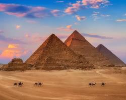 Image de Pyramids of Giza, Egypt