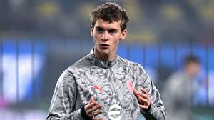 Ajax sign Zlatan Ibrahimović's son, Maximillian, from AC Milan