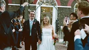 Moneycontrol - News update