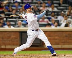 Pete Alonso battingの画像