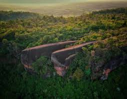 Hin Sam Wan, Bueng Kan: 3 Mᴀssive Whale-Shaped Rocks With A 360° View