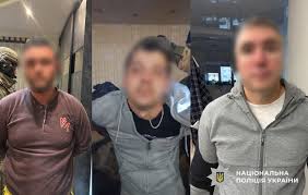 Букви - News update