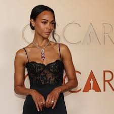 Zoe Saldaña’s Art Deco-Style Cartier Necklace Is a Showstopper