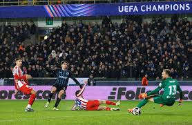 كلوب بروج يفرض التعادل 3-3 على أتليتيكو بدوري الأبطال