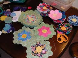Résultat de recherche d'images pour "grandmothers flower garden quilt"