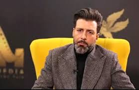 شاهنامه‌خوانی مجید واشقانی در کنسرت خیابانی میدان انقلاب (فیلم)