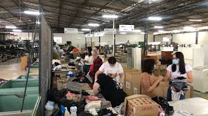 Campanha do Agasalho chega a 150 mil peças e reforça pedido por roupas masculinas