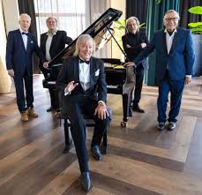 Iskelmälegendat yhteiskiertueelle