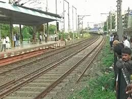 मुंब्रा रेल्वे अपघातात धक्कादायक ट्विस्ट! एका शंकेमुळे उपस्थित झाले अनेक प्रश्न; 4 जाणांचा मृत्यू नेमका झाला तरी कसा?