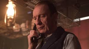 Ti ferske krimtips: «Knakende god som Sherlock Holmes»