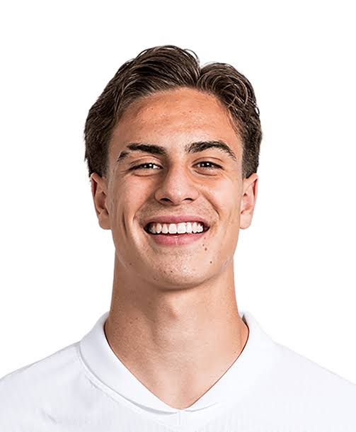Kenan Yıldız (JUV): A revelação do torneio, com 3 gols em 2 jogos, é a principal ameaça da Juve.