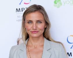 Cameron Diaz Debuts Short Haircut on 'Bad Day' Set