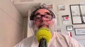 "Es repugnante": el dardo directo de Bob Pop a Ana Rosa Quintana tras la medalla del Gobierno a Dolores Vázquez