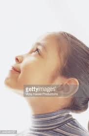 Résultat de recherche d'images pour "girl's side profile"