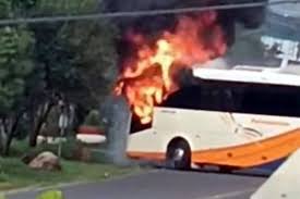 Cae líder de cártel en Michoacán; desatan narcobloqueos