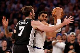 Luke Kornet in action during an NBA game
