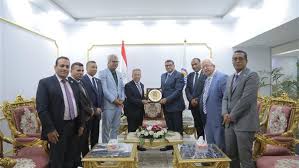 الببلاوي يبحث مع نقيب الأطباء تطوير المنظومة في محافظة فنا