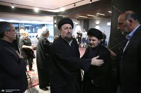 حضور سید حسن خمینی در منزل آیت الله امام جمارانی (ره)