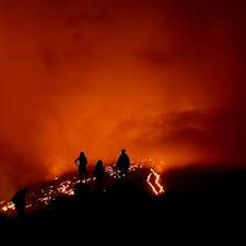 piton de la fournaise éruption - Trending in France