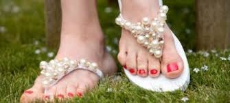 Resultado de imagem para havaianas com perola