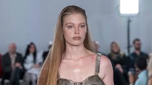 "Leben ist keine Telenovela": Elon Musks Tochter berichtet von "Atmosphäre der Kälte und Unbeholfenheit"