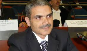 Le ministre de la Justice, Nadhir Ben Ammou, a souligné, vendredi, que la composition mixte de l&#39;Instance provisoire de l&#39;ordre judiciaire constitue un ... - nadhir_ben_amor